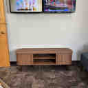 Modway Contour Supporto TV Mid-Century – Mobile Multimediale In Noce Per TV Fino A 60 Pollici, Con Ante Scorrevoli E Ripiano Regolabile (Larghezza 138 Cm)